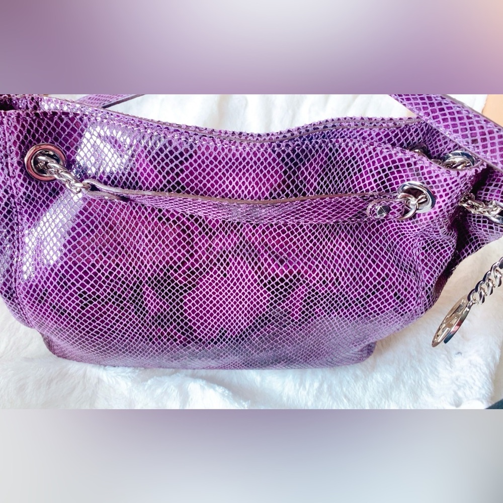 Michael Kors Purse - Picture 5 of 8